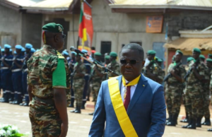 Jean-Baptiste Fankam, Vicepresidente de OMA-Camerún, condecorado con la dignidad de Gran Cordón