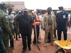 RCA : Touadéra participe à l’Opération citoyenne « Kwa Ti Kodro »